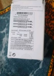 Samsung&#39;s Original Charger With Box And Warranty