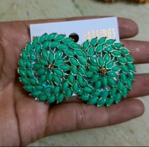 Stud Earrings Pack Of 4