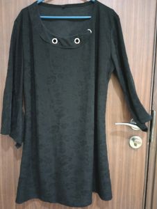 Sleek Black Shape Show Top