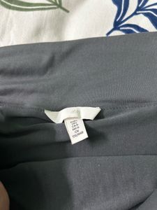 H&amp;MGrey Off-Shoulder Top