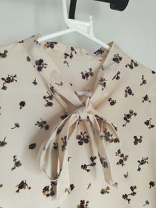 Cream Floral Printed Tie-Up Neck Top