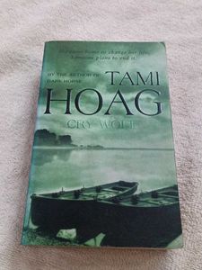 Cry Wolf by Tami Hoag