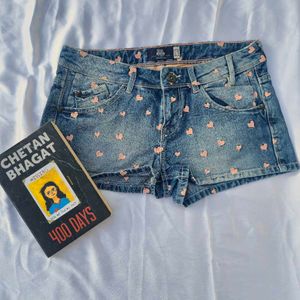 Pinteresty Shorts/Aesthetic/Cute/Heart