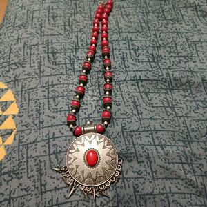 Silver-toned Necklace