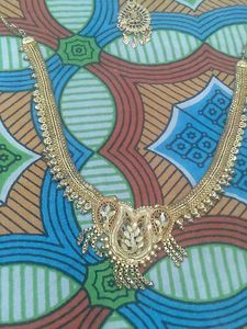 Gold Jewellery Set