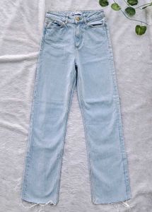 Zara Straight Fit Jeans
