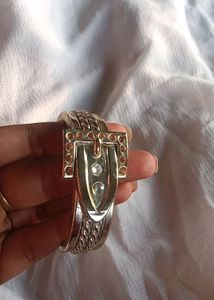 Napkins &amp; dipers URGENT DELv