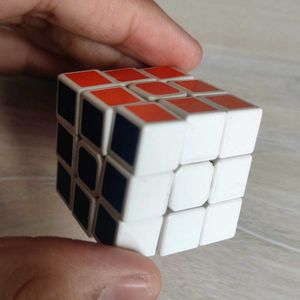 World&#39;s Smallest Rubik&#39;s Cube