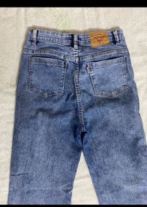 Straight jeans