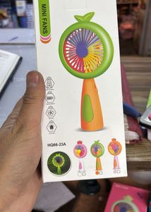 Kids Cooling Fan With Mist, High Quality
