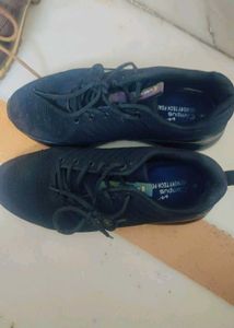 Sports Shoes