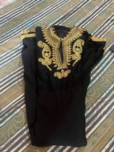 Elegant Black &amp; Gold Kurta