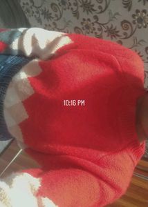 Red coloured sweater, printed on both side best fo