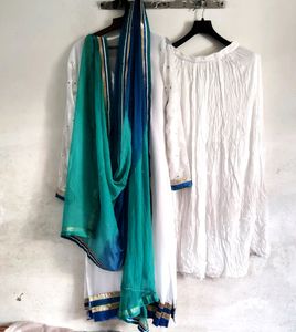 Embroidery Kurta set For girls And Women&#39; Size iss