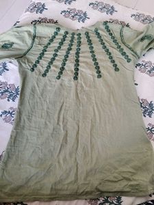 Green Embroidered Kurta