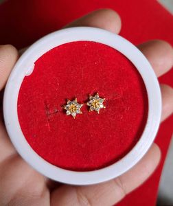 Star Stud Earrings Gold