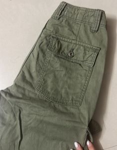 Medium Rise Olive Green Cargo Pants