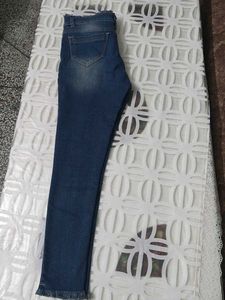 Price Drop Perfect Fit Blue Color Jeans.
