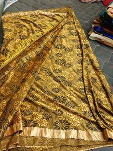Saree Without Blouse
