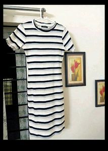 Trendyol striped fitted bodycon dress