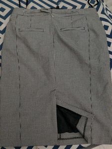 Anabelle Pencil Skirt