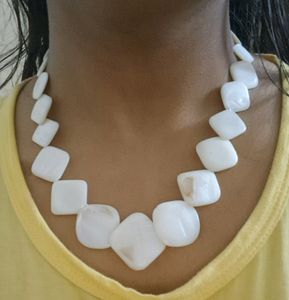 Beautiful Shell Necklace Set