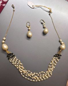 Pearl &amp; Gold Necklace Earring Set