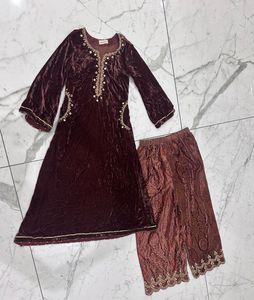 Pakistani Velvety Kurta Set Mall