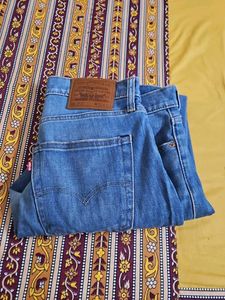 Levi's 512 Jeans
