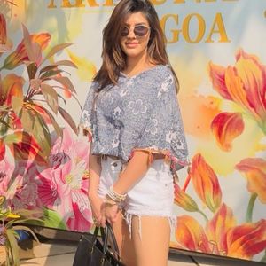 Stylish Blue Patterned Top