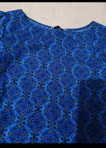 Printed Top With Puff Sleeve