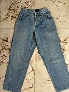 Vintage GAP Pleated Jeans