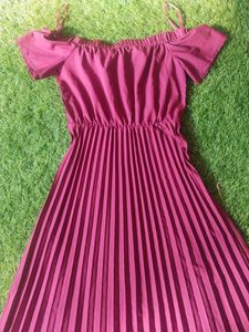 SASSAFRAS High Low Maroon Off Shoulder Dress🍷