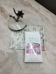 Brand New Artificial Press On Nails