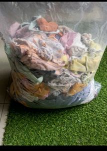 Clothing Bundle - 100 Pc