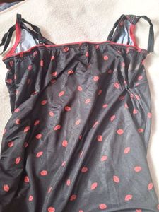 Cute Black &amp; Red Lingerie Top