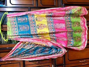 Free Gift With Pakistani Chunni