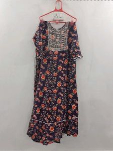 Gown  Saez  Xl