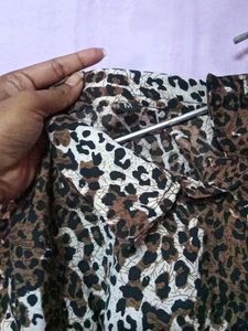 Leopard Print Crop T-shirt