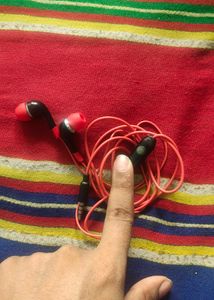 4G MOBILE WITH GOOD WORKING CONDITION AT LOW COST