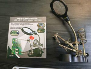 Halping Hand Magnifier With Soldering Stand