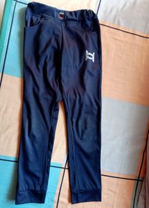 Spain Outfit - T-shirt and Trousers