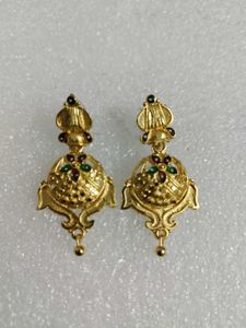 Gold Earring