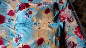 Flower Design Bedshit.