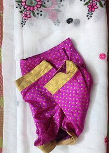 Beautiful White Pink Saree With Blouse