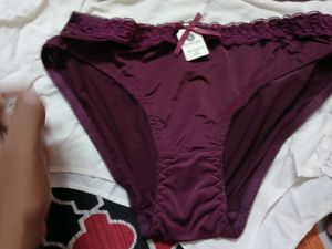 New Bra And Panty Set