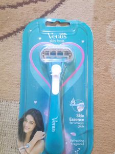Venus Skin Love Razor