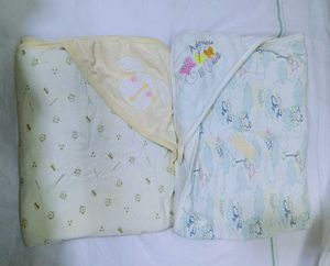 Baby Hooded Towels (2)