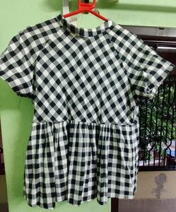 AND Black &amp; White Peplum Top With Bow Tie At The Back