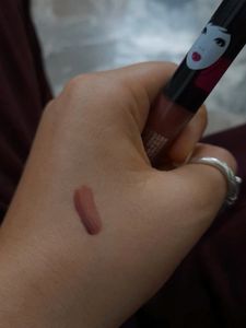 Elle 18 Lip Gloss
